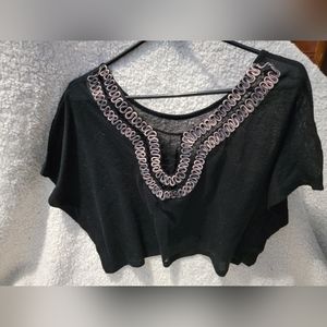 Miss Chevous black crop top tee. Size Med. NWOT.  Super soft, fun back pattern